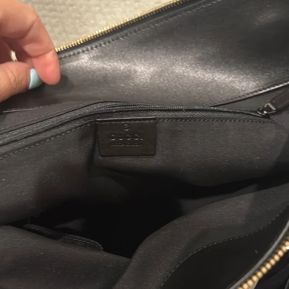 Gucci Black Patent Leather Tote Bag - Picture 8 of 10